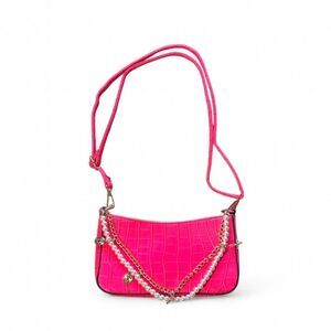 Hot pink leather shoulder bag with pearl chain strap